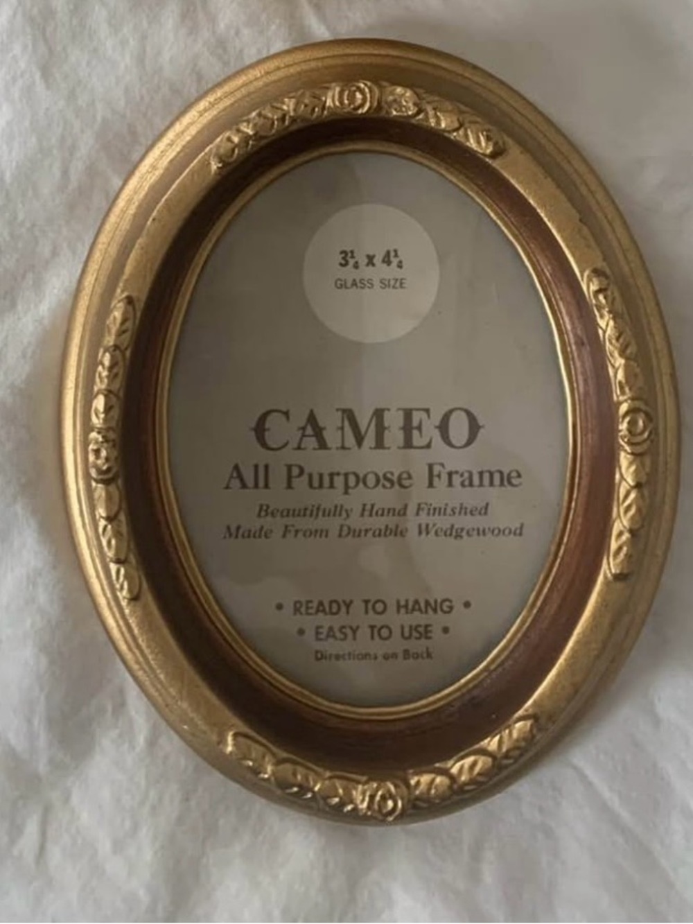 cameo Metallic Gold Oval Miniature Vintage Frames (set of 2)